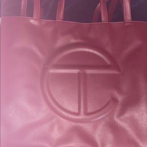 Large Telfar Bag *SOLD ON M*